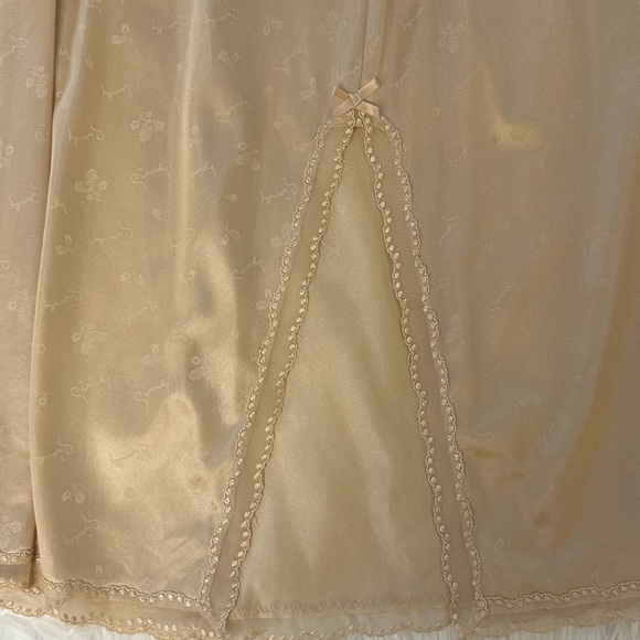 Vintage Givenchy Slip Size Large - Picture 12 of 12